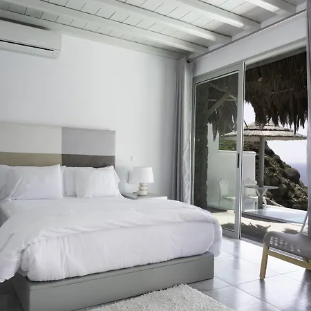 Greco Philia Boutique