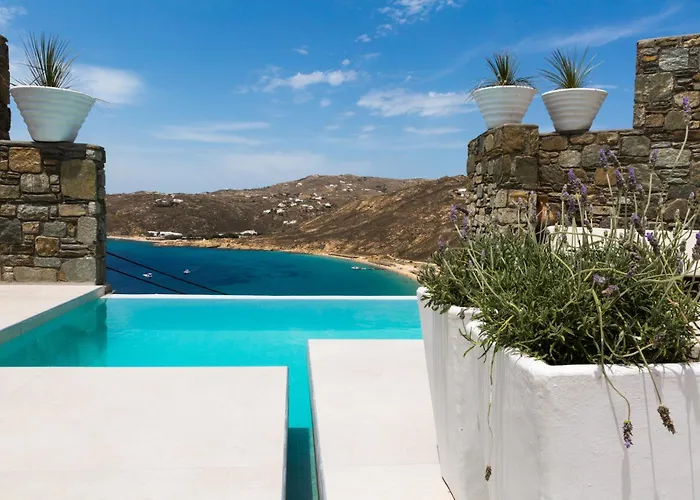 Greco Philia Boutique