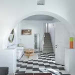 Greco Philia Boutique By Mr And Mrs White 5*