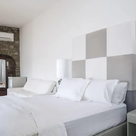 Greco Philia Boutique Elia (Mykonos)