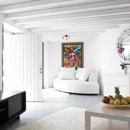 Greco Philia Boutique By Mr And Mrs White 5*