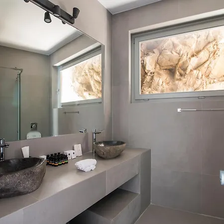 Greco Philia Boutique By Mr And Mrs White Ελιά