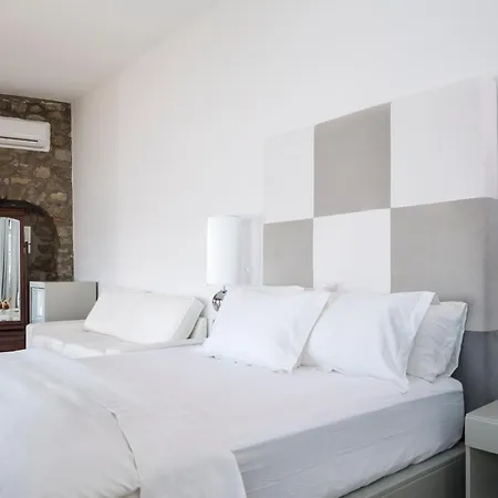 Greco Philia Boutique By Mr And Mrs White Ελιά