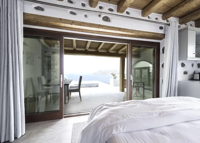 Greco Philia Boutique Elia (Mykonos)