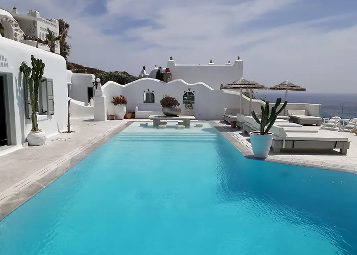 Greco Philia Boutique Elia (Mykonos)